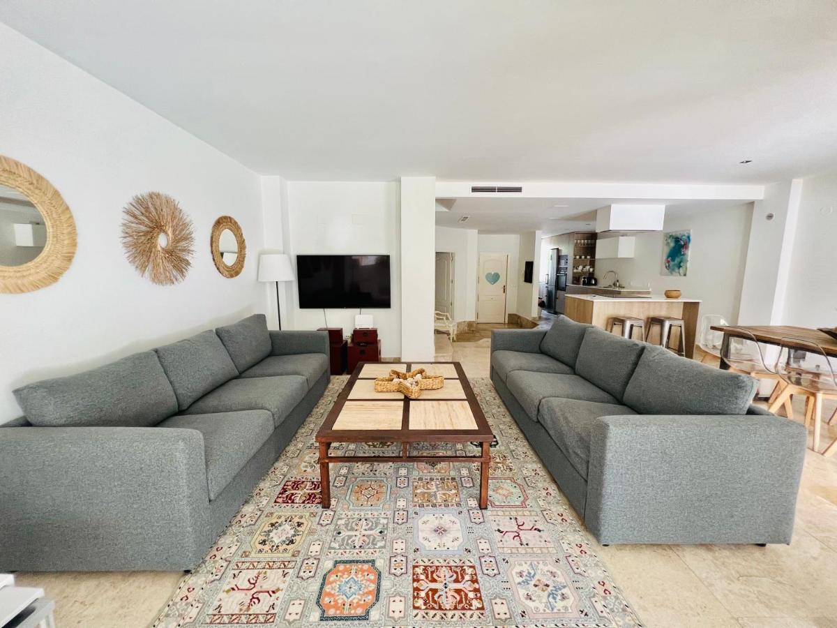 COVD 19 FREE- TOTAL PURIFIED - Chic House Marbella - 3 mm to Puerto Banús&Beach - Golden Mile - Direct access to Pool&Tropical Garden Exterior foto