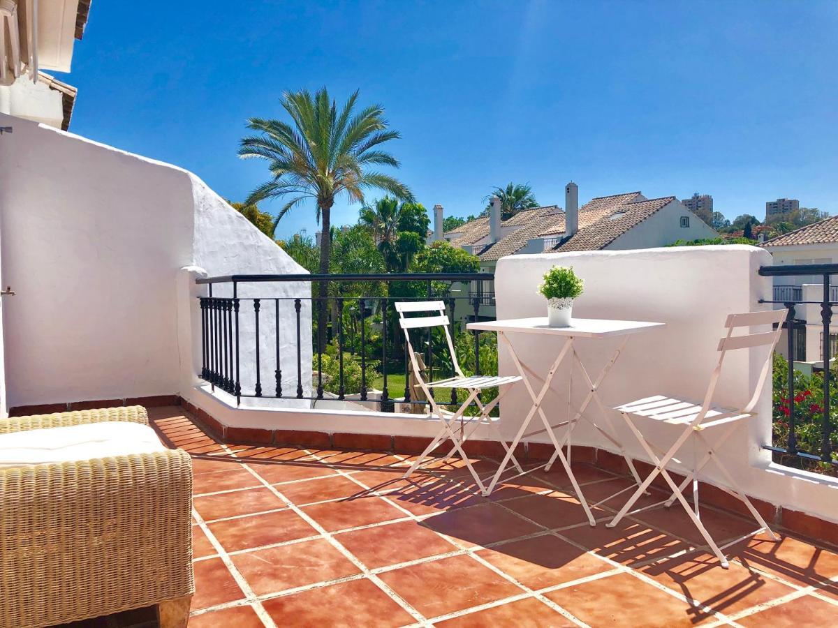 COVD 19 FREE- TOTAL PURIFIED - Chic House Marbella - 3 mm to Puerto Banús&Beach - Golden Mile - Direct access to Pool&Tropical Garden Exterior foto